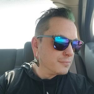 Meet your Posher, Phillip